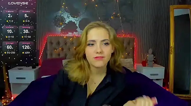 Snapshot of DellaRowe chatting on 12-02-24, 07:16 DellaRowe online show from 12-02-24, 07:16