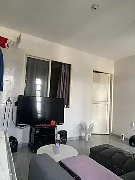 valendoll online show from 10-30-25, 08:31