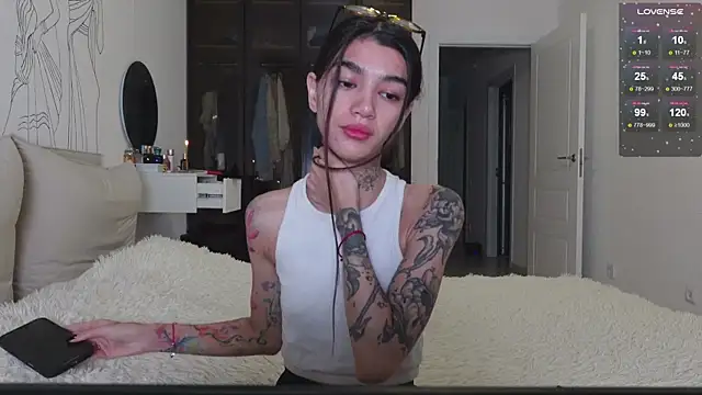 vinkitinkii online show from 11-15-25, 04:43