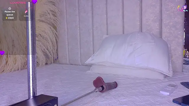  Gretta online show from 03-25-26, 08:37