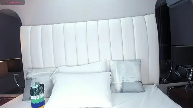 MelanieKlaus online show from 02-08-25, 04:25