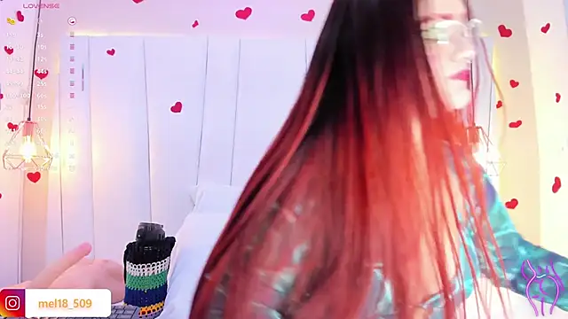 MelanieKlaus online show from 10-18-25, 11:33