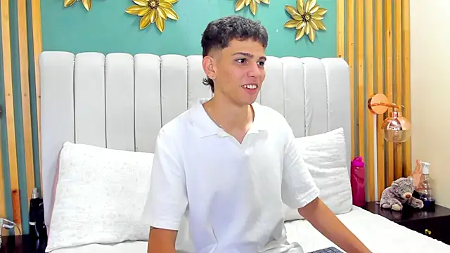 Snapshot of Jasson_smit chatting on 12-04-24, 12:58 Jasson smit online show from 12-04-24, 12:58