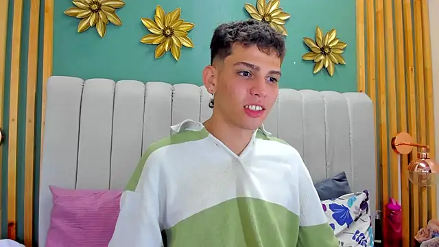 Snapshot of Jasson_smit chatting on 12-26-24, 12:49 Jasson smit online show from 12-26-24, 12:49