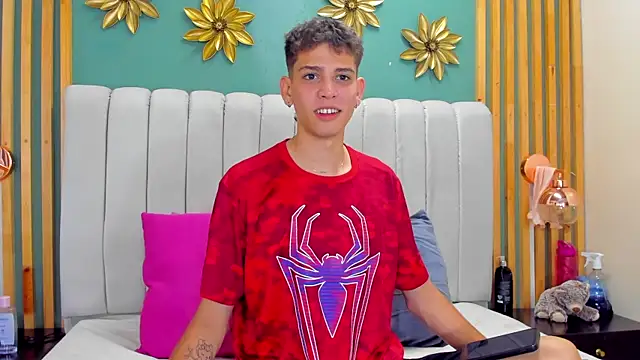 Snapshot of Jasson_smit chatting on 12-28-24, 01:28 Jasson smit online show from 12-28-24, 01:28