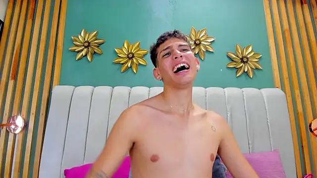 Snapshot of Jasson_smit chatting on 01-06-25, 04:02 Jasson smit online show from 01-06-25, 04:02