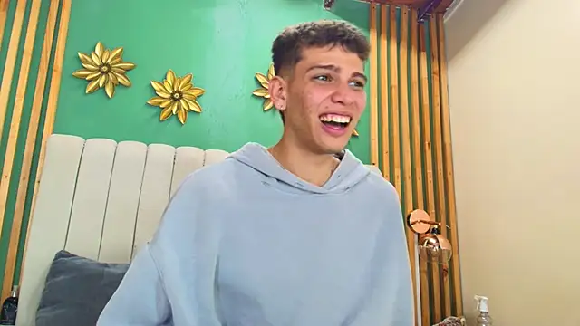 Snapshot of Jasson_smit chatting on 01-24-25, 03:45 Jasson smit online show from 01-24-25, 03:45