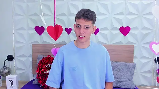 Snapshot of Jasson_smit chatting on 02-14-25, 12:57 Jasson smit online show from 02-14-25, 12:57