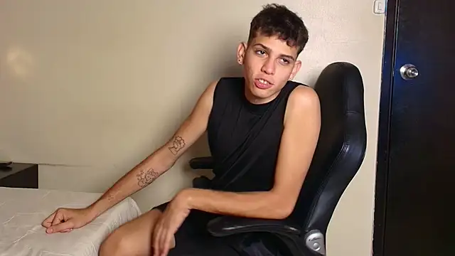 Snapshot of Jasson_smit chatting on 03-12-25, 01:19 Jasson smit online show from 03-12-25, 01:19