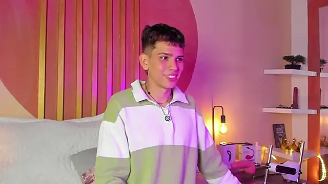 Snapshot of Jasson_smit chatting on 09-26-25, 02:10 Jasson smit online show from 09-26-25, 02:10