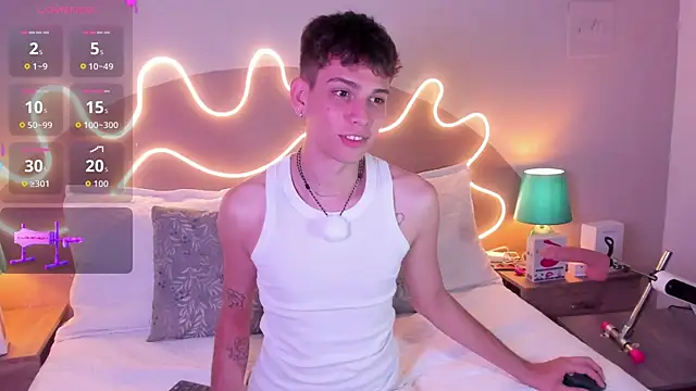 Snapshot of Jasson_smit chatting on 09-30-25, 08:03 Jasson smit online show from 09-30-25, 08:03