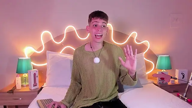 Snapshot of Jasson_smit chatting on 10-04-25, 08:18 Jasson smit online show from 10-04-25, 08:18