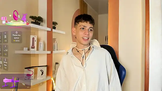 Snapshot of Jasson_smit chatting on 10-13-25, 02:06 Jasson smit online show from 10-13-25, 02:06