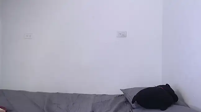 Snapshot of yungelitamor_ chatting on 01-14-25, 08:20 yungelitamor online show from 01-14-25, 08:20