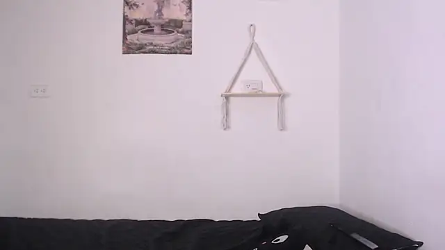 Snapshot of yungelitamor_ chatting on 01-24-25, 04:48 yungelitamor online show from 01-24-25, 04:48