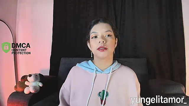 Snapshot of yungelitamor_ chatting on 02-13-26, 05:14 yungelitamor online show from 02-13-26, 05:14