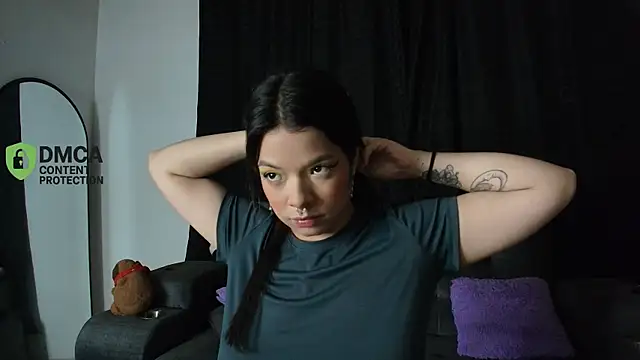 Snapshot of yungelitamor_ chatting on 04-14-26, 05:24 yungelitamor online show from 04-14-26, 05:24