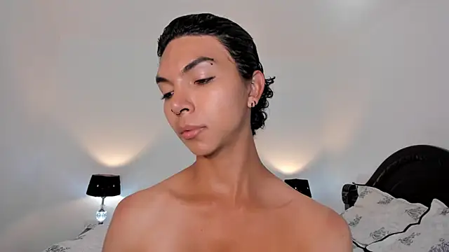 Snapshot of xhenisa_ chatting on 01-23-25, 08:45 xhenisa online show from 01-23-25, 08:45