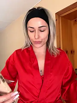 petrouchkaaa  online show from 01-18-26, 09:35