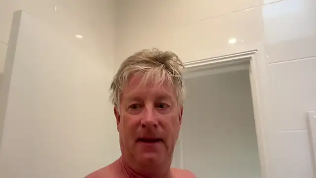 littleone01234 online show from 03-11-25, 08:31