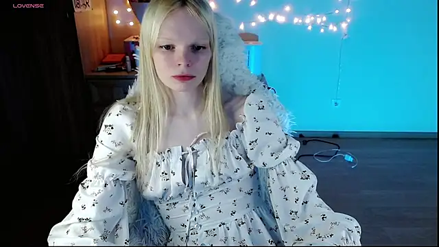 Emily Nyaffee online show from 03-21-25, 10:50