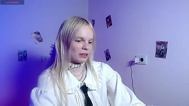 Emily Nyaffee online show from 03-12-26, 08:31