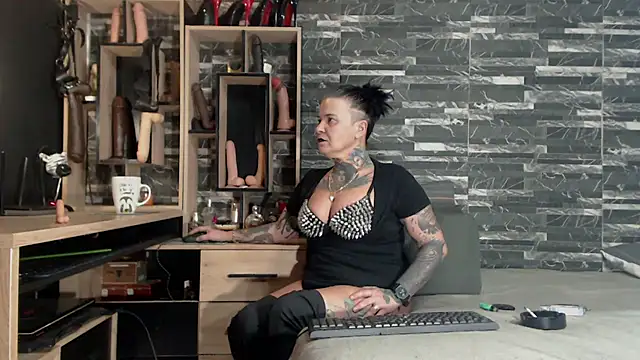 Mistress Miry online show from 01-15-25, 12:41