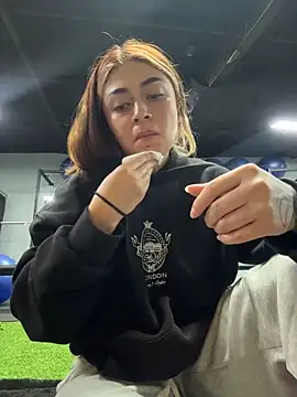 Snapshot of babesamanta chatting on 03-17-26, 04:17 babesamanta online show from 03-17-26, 04:17