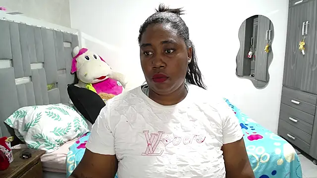 Snapshot of thickebonymilfF chatting on 03-31-26, 02:57 thickebonymilfF online show from 03-31-26, 02:57