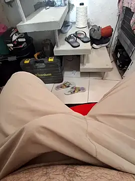 Snapshot of Jununnk chatting on 11-29-25, 05:27 Jununnk online show from 11-29-25, 05:27