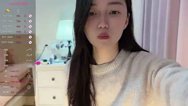 A-xena online show from 01-24-25, 02:39