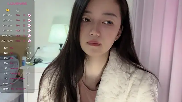 A-xena online show from 01-26-25, 02:14