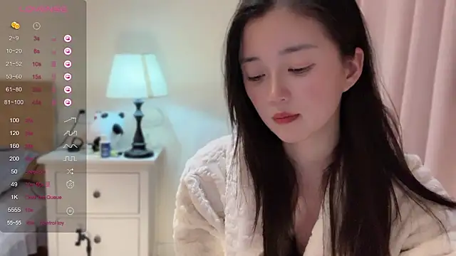 A-xena online show from 01-29-25, 01:38