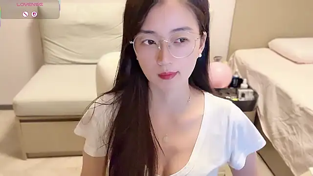 A-xena online show from 09-24-25, 02:31