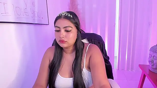 NatashaBrown12 online show from 10-15-25, 12:05