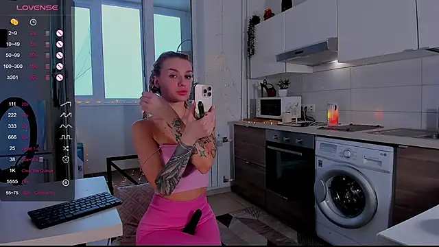 MissLovex online show from 02-04-25, 03:00