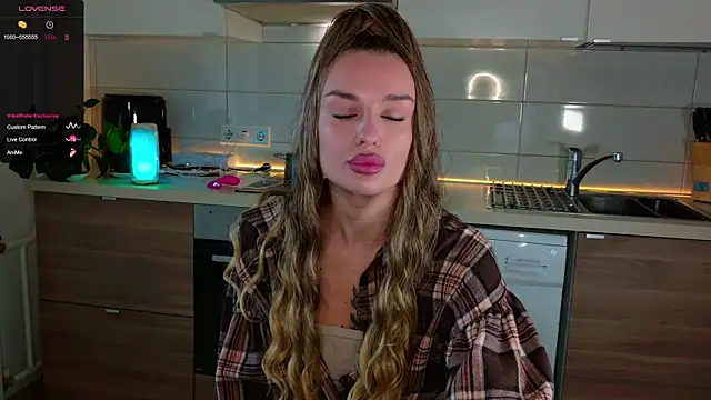 MissLovex online show from 03-18-26, 05:32