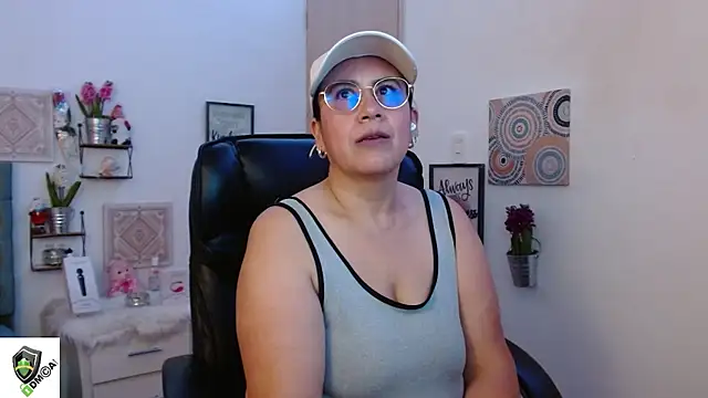 amalia brunette online show from 01-13-25, 10:56