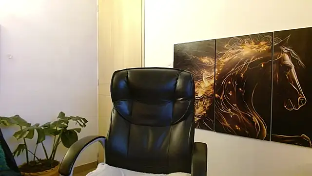 Snapshot of amalia_brunette chatting on 03-20-26, 07:24 amalia brunette online show from 03-20-26, 07:24