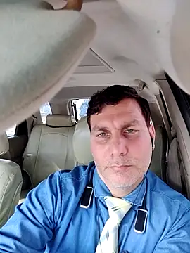 Snapshot of ZIMMY25 chatting on 04-01-26, 10:27 ZIMMY25 online show from 04-01-26, 10:27