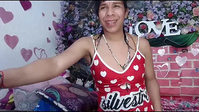DesireDirtyTS   online show from 05-03-26, 11:27
