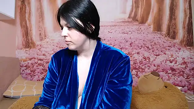 Annatrybebetter online show from 03-19-26, 09:19