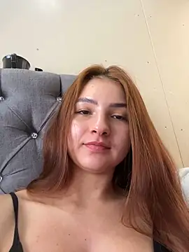 Vikycon online show from 01-15-25, 04:32