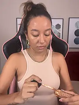 DianaHopson online show from 03-19-25, 11:17