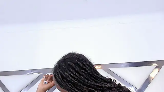 Shanelle   online show from 12-02-25, 08:26