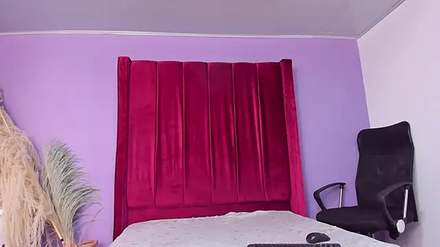 Shanelle   online show from 05-07-26, 02:44
