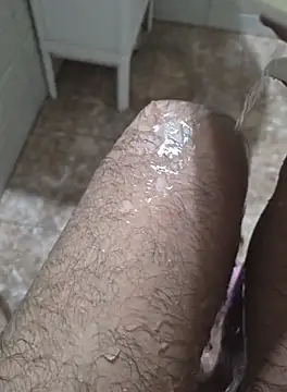 Snapshot of surfer_fun29 chatting on 10-13-25, 06:24 surfer fun29 online show from 10-13-25, 06:24