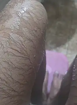 Snapshot of surfer_fun29 chatting on 10-16-25, 07:53 surfer fun29 online show from 10-16-25, 07:53