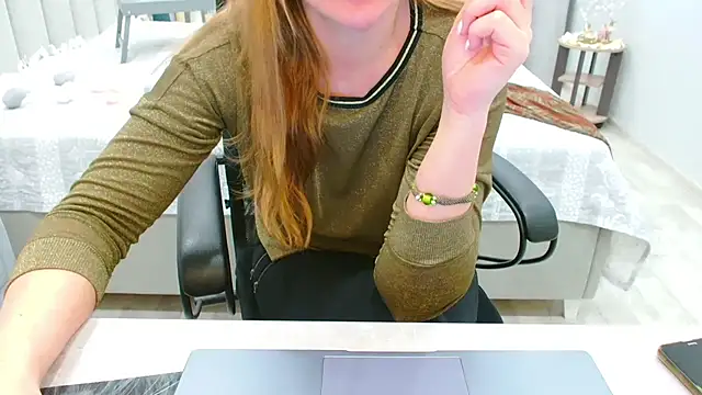 EveLove33 online show from 05-03-26, 04:57