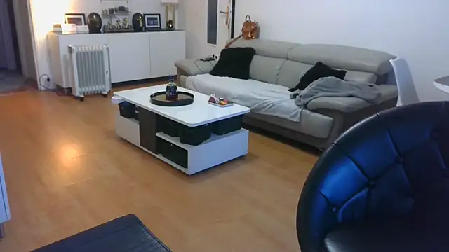 sarametisse26 online show from 11-03-25, 07:09